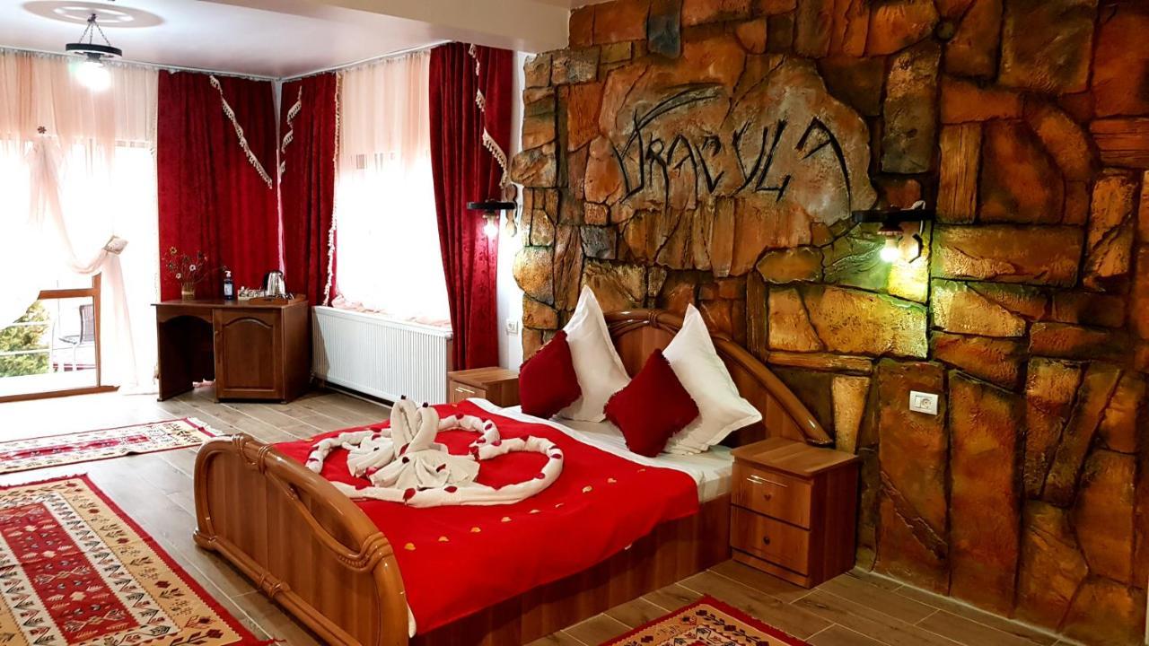 Pensiunea Dracula & Spa Căpăţîneni-Ungureni Eksteriør billede
